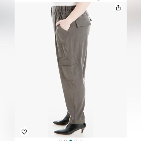Max Studio Plus Size Soft Twill Ankle Cargo Pants Size 3X - Picture 4 of 16